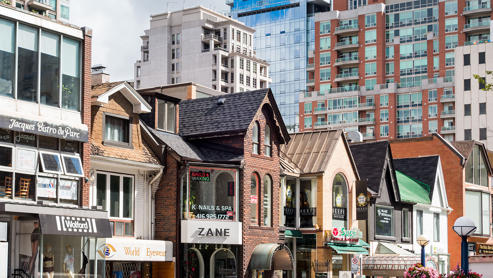 zara bay and bloor